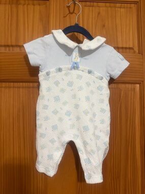 Beatrix Potter Vintage Baby Blue & White One-Piece Bunny Romper with Collar 3/6